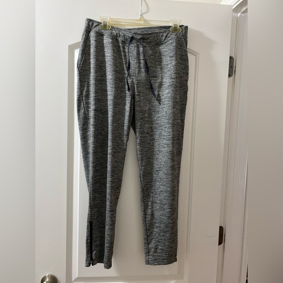 Workout pants - Picture 1 of 2